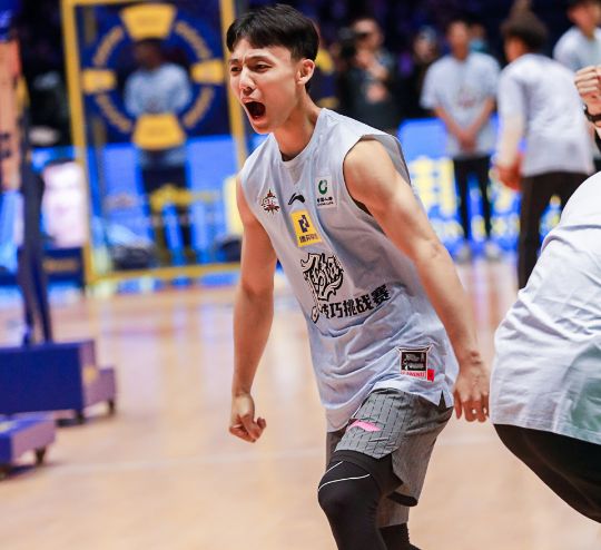 摩纳哥训练开放日，赛后止住颓势引欢呼，CBA常规赛在即，更衣室氛围转暖(芙宁娜输掉审判后的惩罚)-一竞技平台