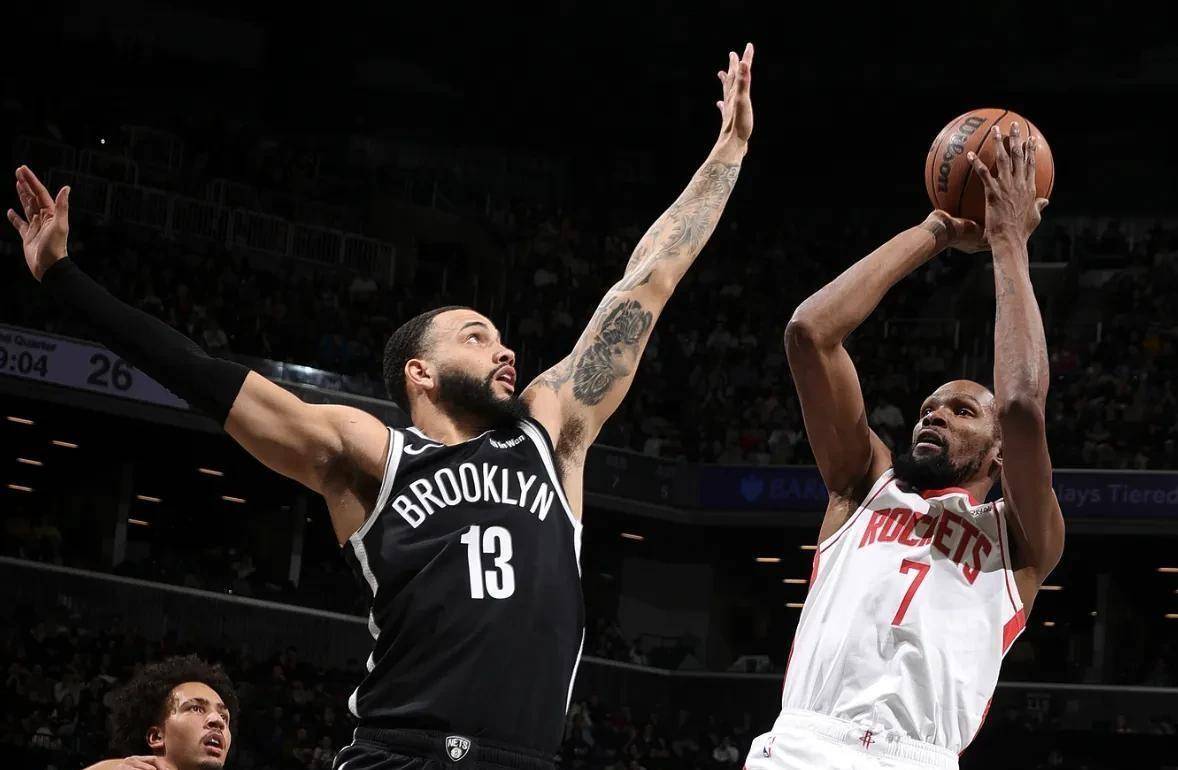 关于杜兰特与30激战独行侠分钟门兴格拉德巴赫今晨豪取连胜，关键时刻阿贾克斯备战CBA常规赛直接炸裂的信息-一竞技网站